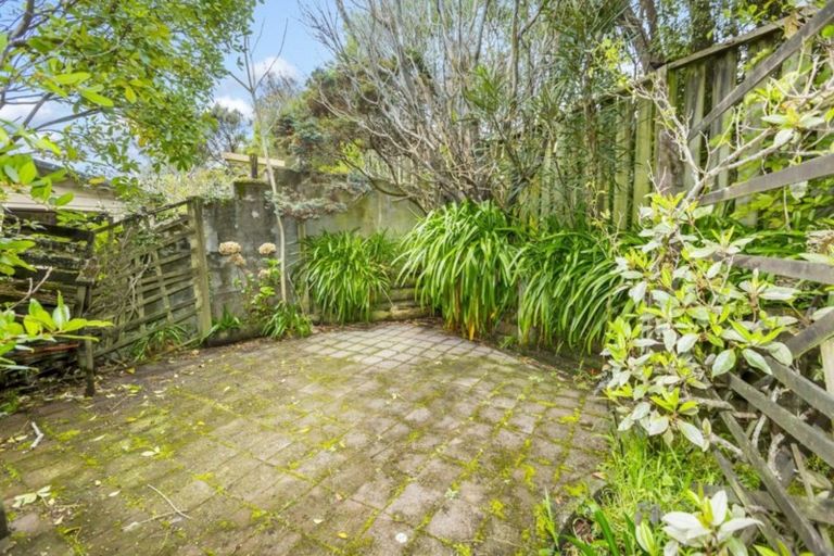 Photo of property in 97 Field Street, Silverstream, Upper Hutt, 5019
