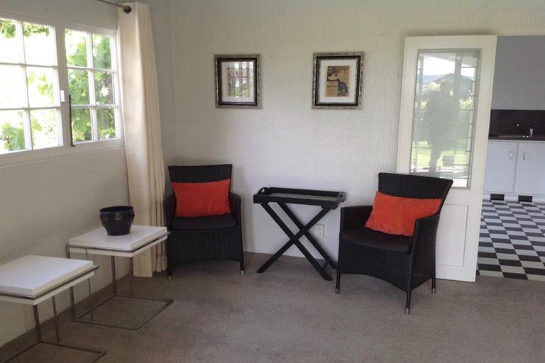 Photo of property in 35 Tremaine Avenue, Two Mile Bay, Taupo, 3330