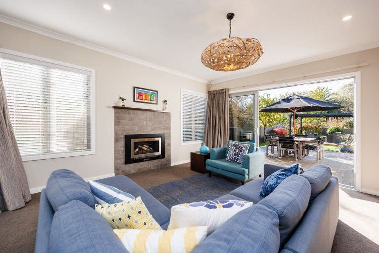 Photo of property in 5 Heritage Place, Terrace End, Palmerston North, 4410