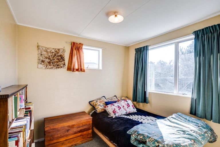 Photo of property in 68 Tait Drive, Greenmeadows, Napier, 4112