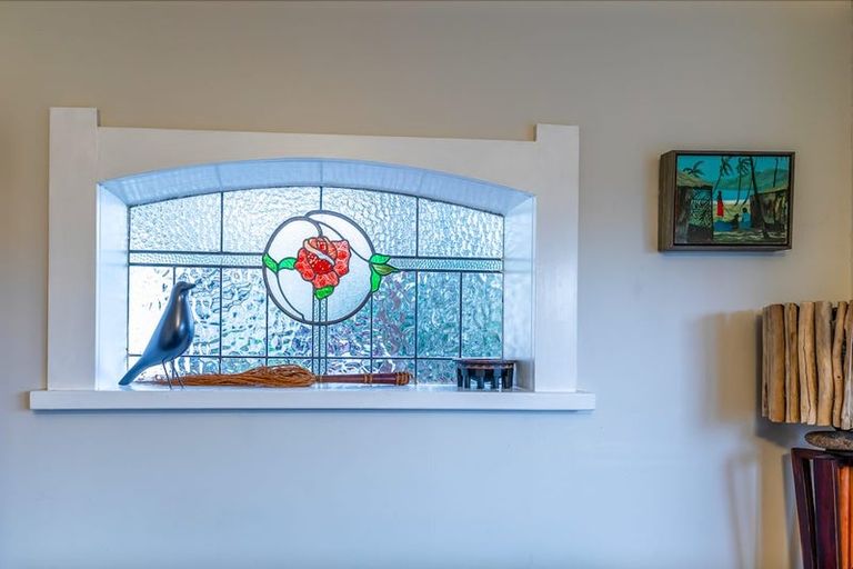 Photo of property in 518e West Coast Road, Oratia, Auckland, 0604