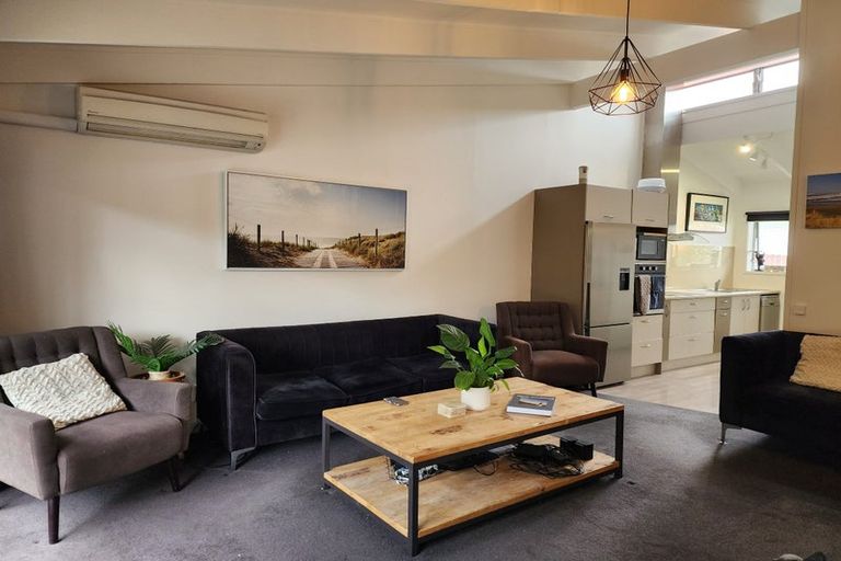 Photo of property in 3/42 James Laurie Street, Henderson, Auckland, 0612