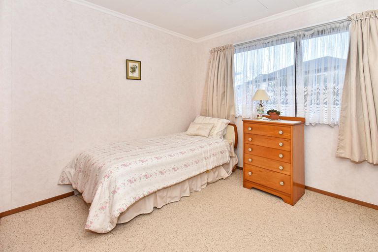 Photo of property in 1/55 Calluna Crescent, Totara Heights, Auckland, 2105