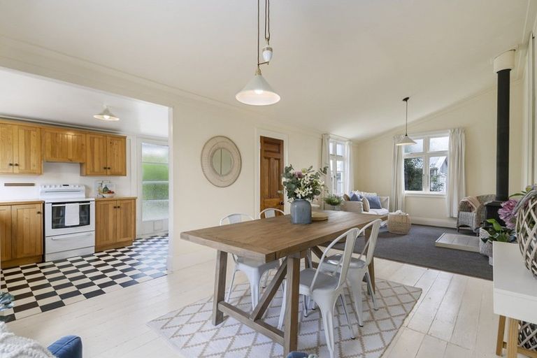 Photo of property in 90 Cemetery Road, Sanson, Palmerston North, 4479