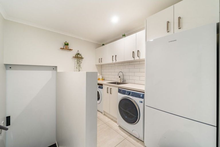 Photo of property in 355 Grays Road, Pauatahanui, Porirua, 5381