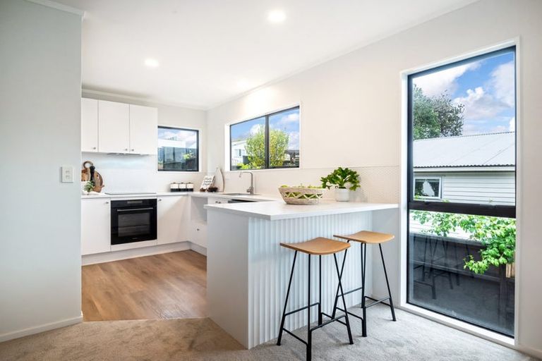 Photo of property in 8 Hague Place, Birkenhead, Auckland, 0626