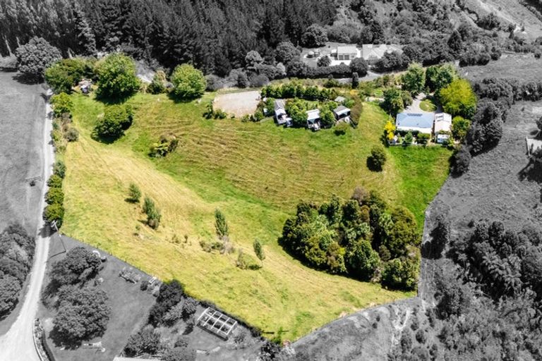 Photo of property in 609a Stanley Road, Wainui, Opotiki, 3198