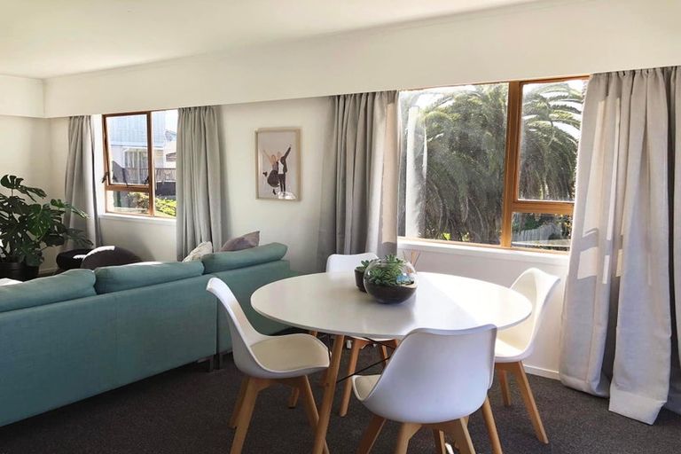 Photo of property in 13 East Street, Papakura, 2110