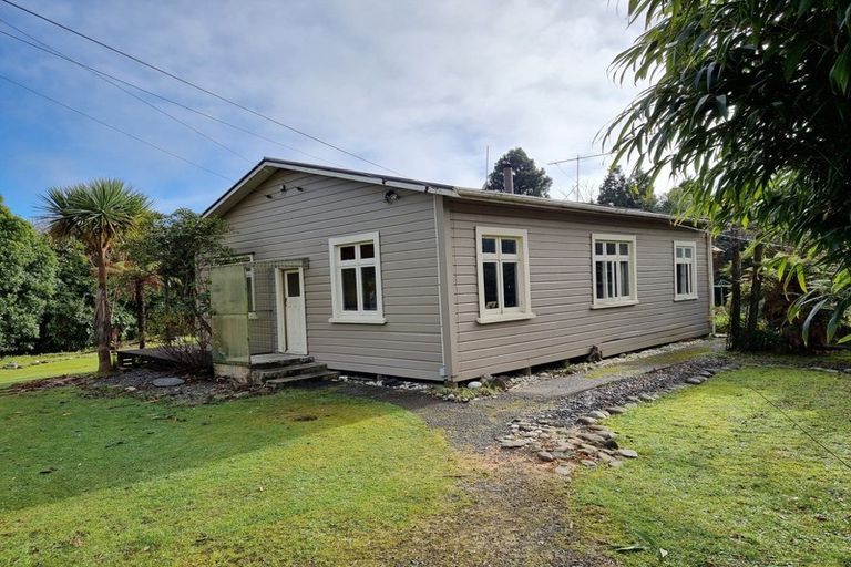 Photo of property in 16 Macdougall Avenue, Dunollie, Runanga, 7803