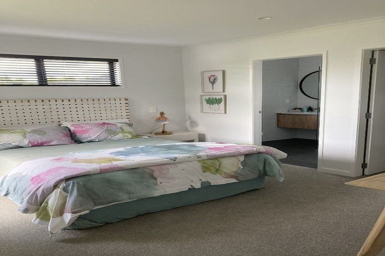 Photo of property in 1 Flack Street, Pyes Pa, Tauranga, 3112