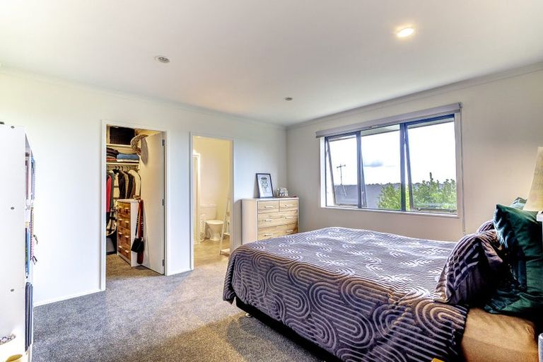 Photo of property in 11b Sharaleigh Place, Grandview Heights, Hamilton, 3200