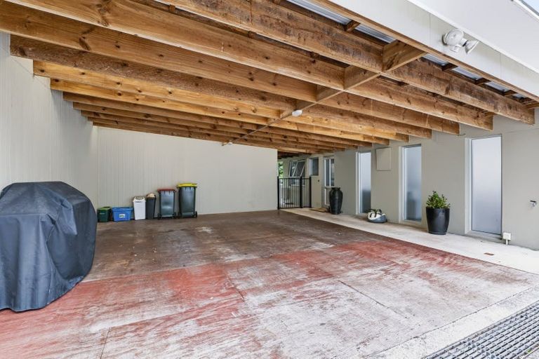 Photo of property in 172a Mangorei Road, Merrilands, New Plymouth, 4312