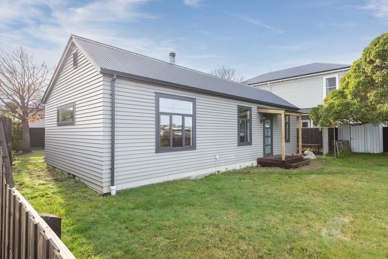 Photo of property in 76 Hawke Street, New Brighton, Christchurch, 8083