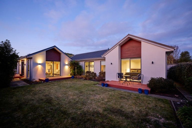 Photo of property in 5 Mcrae Gardens, Kaikoura Flat, Kaikoura, 7371