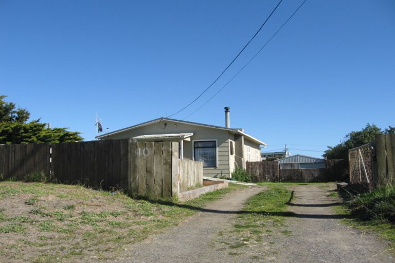 Photo of property in 10 Rangitane Street, Himatangi Beach, Foxton, 4891