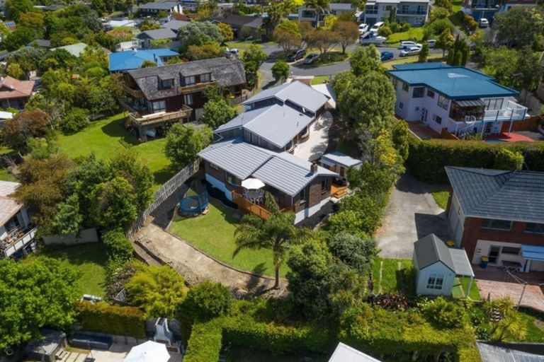 Photo of property in 7 Theodora Place, Mairangi Bay, Auckland, 0630