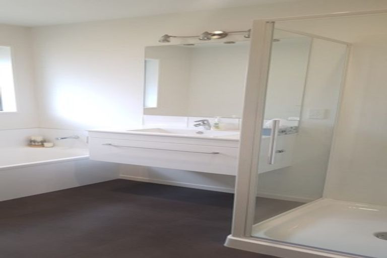 Photo of property in 28 Chert Street, Rolleston, 7614