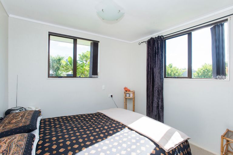 Photo of property in 12 Redmond Street, Elgin, Gisborne, 4010