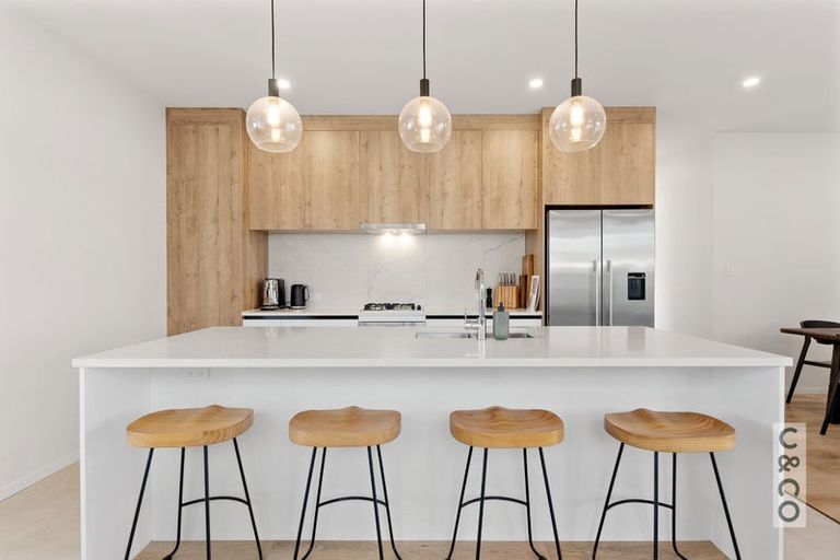 Photo of property in 12 Paihere Street, Huapai, Kumeu, 0810