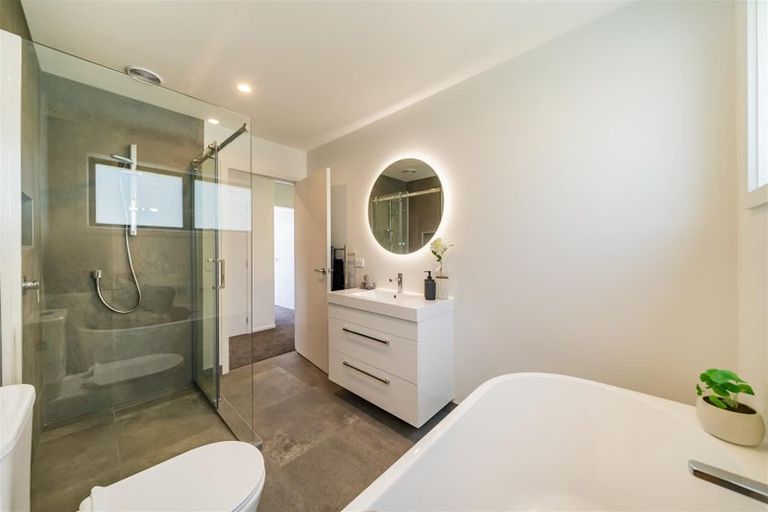 Photo of property in 37a Waitaria Terrace, Aotea, Porirua, 5024