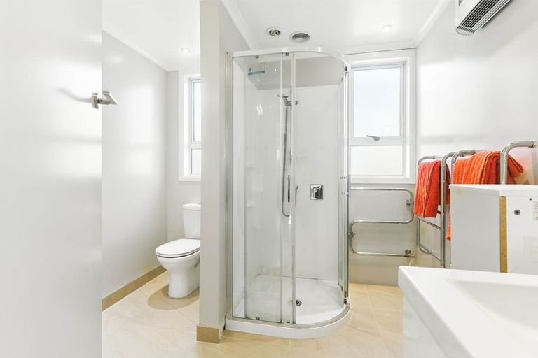 Photo of property in 82 District Road, Green Island, Dunedin, 9018