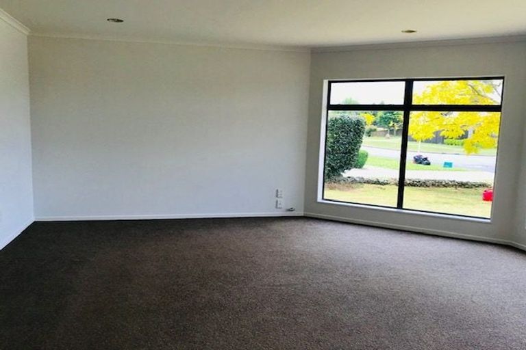 Photo of property in 21 Spinnaker Drive, Flagstaff, Hamilton, 3210