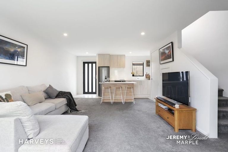 Photo of property in 7/83 Vodanovich Road, Te Atatu South, Auckland, 0610