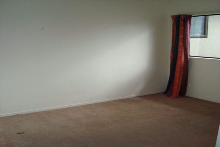 Photo of property in 5/38 Mahara Avenue, Birkenhead, Auckland, 0626