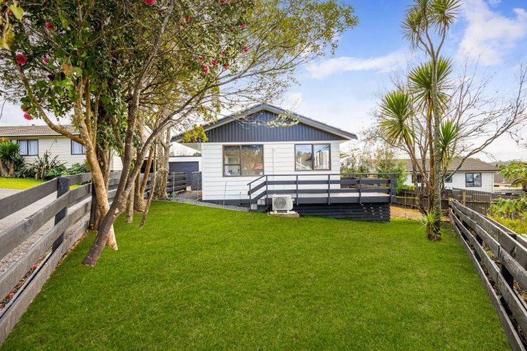 Photo of property in 1/9 Hydra Place, Glen Eden, Auckland, 0602
