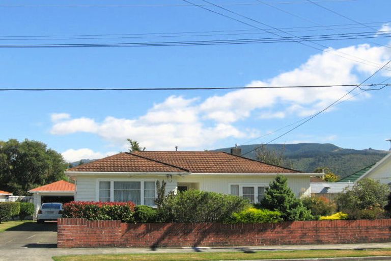 Photo of property in 4 Melrose Street, Wallaceville, Upper Hutt, 5018