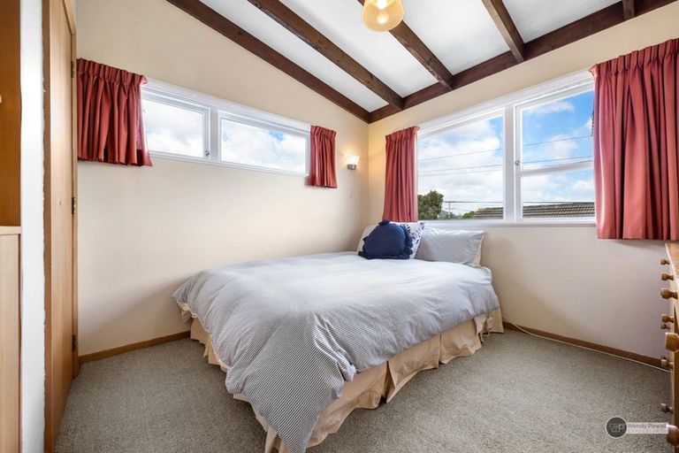 Photo of property in 135 Taita Drive, Avalon, Lower Hutt, 5011