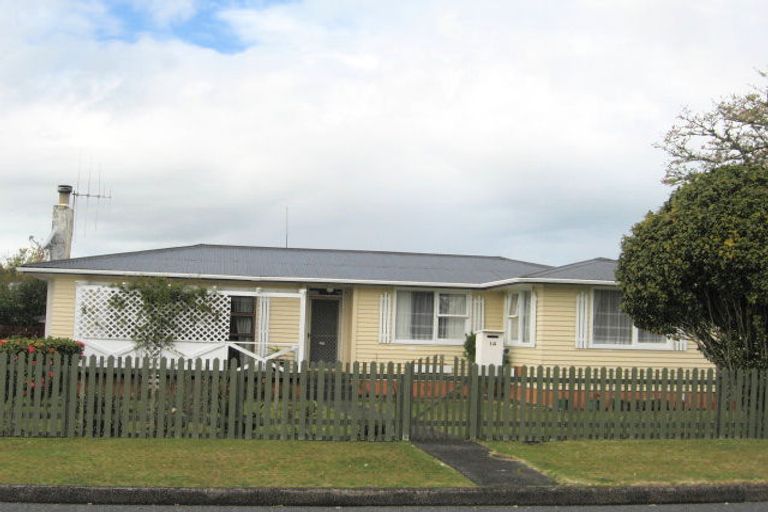 Photo of property in 14 Erin Street, Tikipunga, Whangarei, 0112