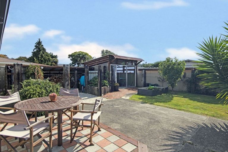 Photo of property in 18 Dickens Street, Stoke, Nelson, 7011