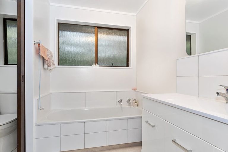 Photo of property in 223 Waitaha Road, Welcome Bay, Tauranga, 3112