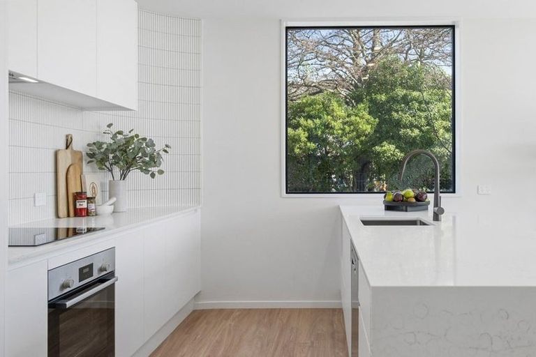 Photo of property in 1/18 Cornwall Street, St Albans, Christchurch, 8014