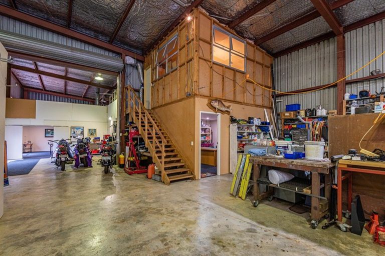 Photo of property in 22 Old Loop Road, Ngararatunua, Whangarei, 0176