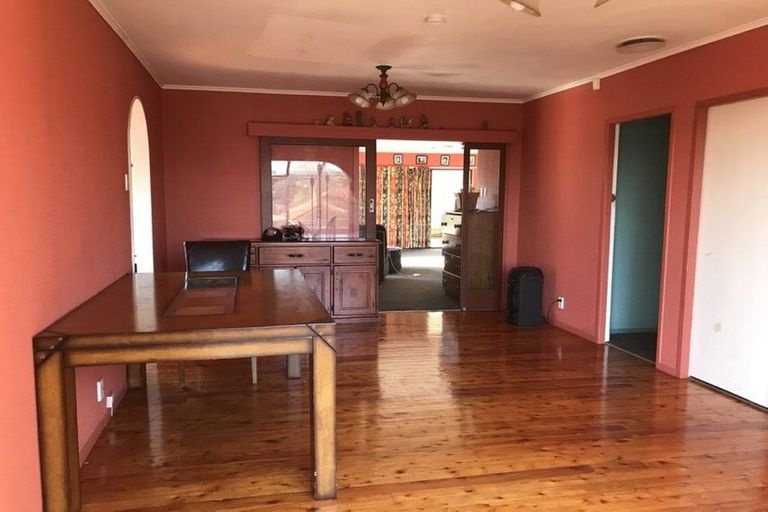 Photo of property in 51 Clevedon Road, Papakura, 2110