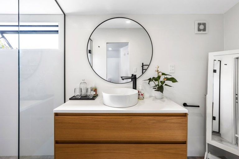 Photo of property in 19a Riddell Road, Glendowie, Auckland, 1071