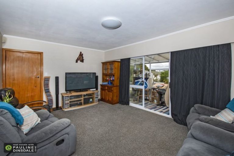 Photo of property in 2 Erin Street, Tikipunga, Whangarei, 0112