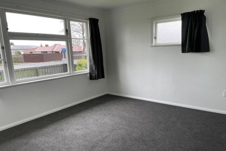 Photo of property in 15 Botanical Road, Takaro, Palmerston North, 4412