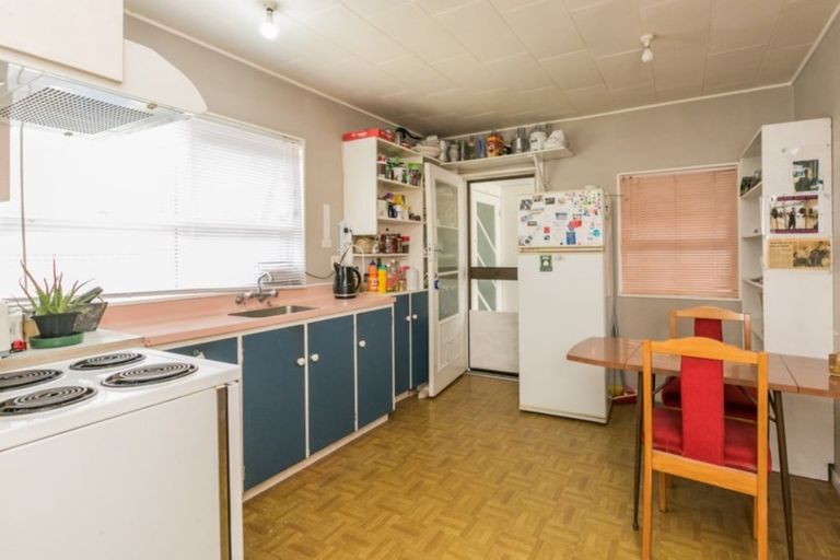 Photo of property in 15 Jellicoe Place, Tamatea, Napier, 4112