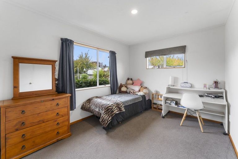 Photo of property in 16 Malthouse Crescent, Brightwater, 7022