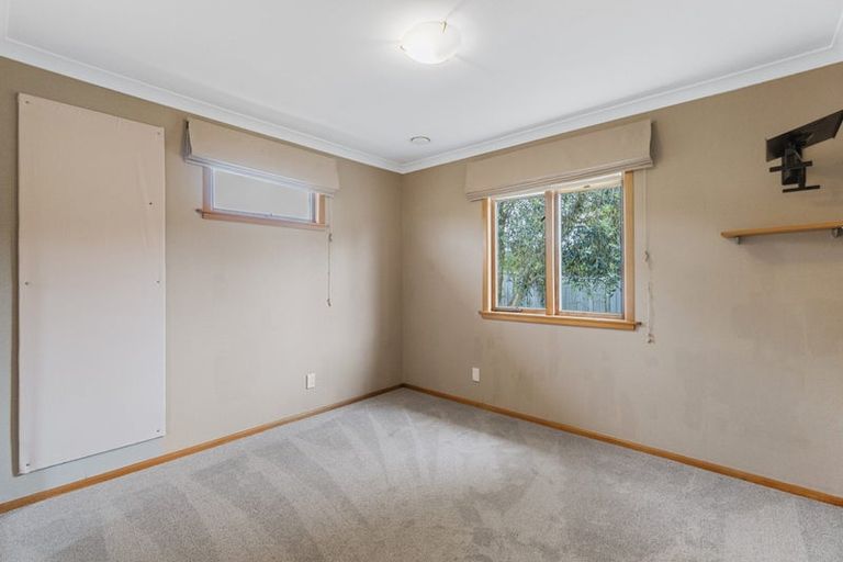 Photo of property in 307 Shakespeare Street, Leamington, Cambridge, 3432