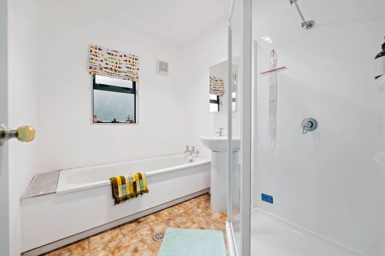 Photo of property in 17 Te Arahori Road, Kuratau, Turangi, 3381