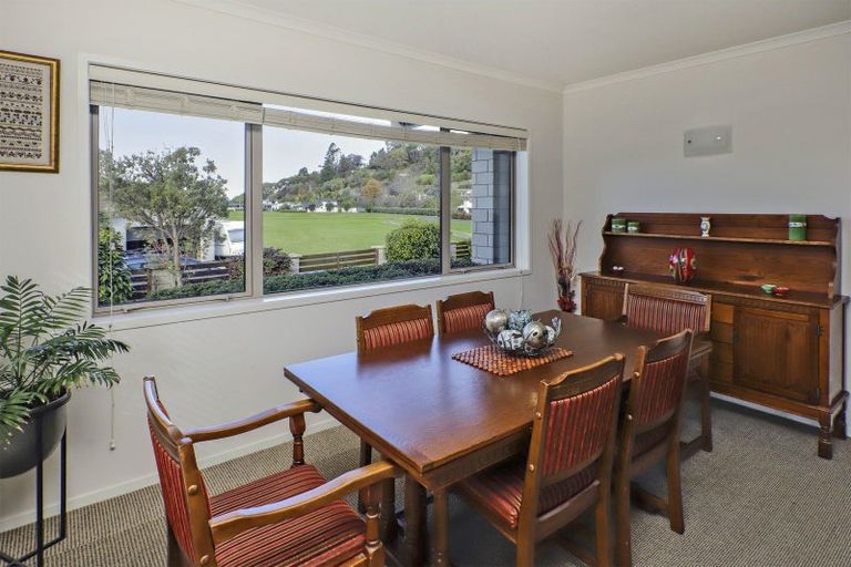 Photo of property in 3 Flers Place, Taradale, Napier, 4112