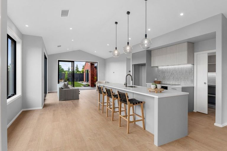 Photo of property in 52 Hugo Shaw Drive, Cambridge, 3434