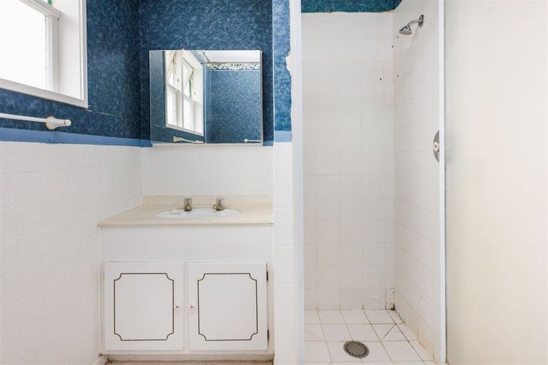 Photo of property in 12 Motuoapa Place, Kelvin Grove, Palmerston North, 4414