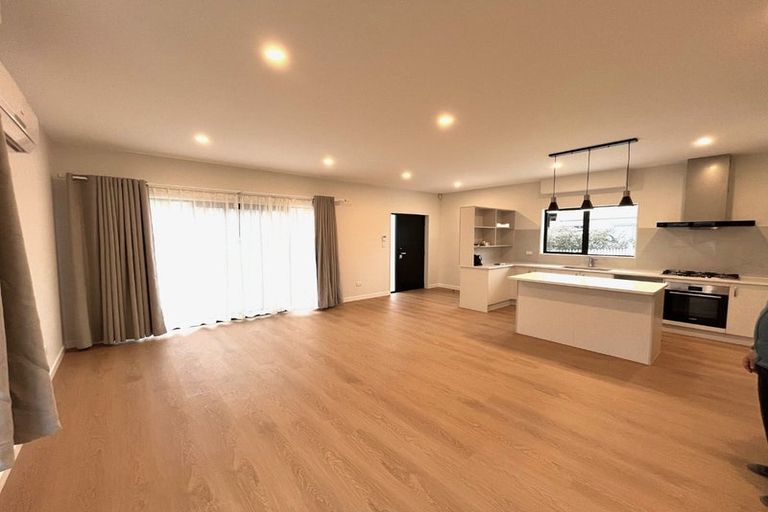 Photo of property in 33a Galsworthy Place, Bucklands Beach, Auckland, 2014