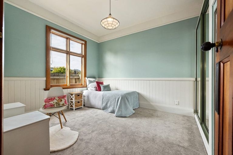 Photo of property in 18 Tainui Street, Somerfield, Christchurch, 8024