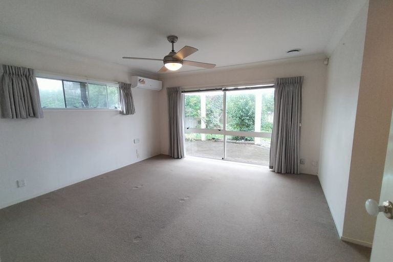 Photo of property in 20 Carriage Close, Northpark, Auckland, 2013